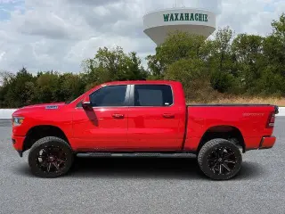 Ram 1500 2021 4x4 Big Horn 4dr Crew Cab 5.6 ft. SB Pickup