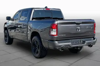 Ram 1500 2022 4x4 Big Horn 4dr Crew Cab 5.6 ft. SB Pickup