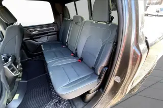 Ram 1500 2022 4x4 Big Horn 4dr Crew Cab 5.6 ft. SB Pickup
