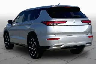 Mitsubishi Outlander 2022 SE 4dr SUV