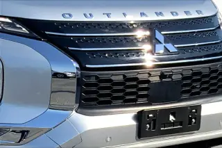 Mitsubishi Outlander 2022 SE 4dr SUV