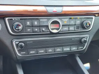 Kia Cadenza 2018 Premium 4dr Sedan