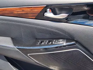 Kia Cadenza 2018 Premium 4dr Sedan