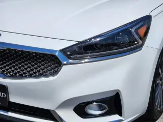 Kia Cadenza 2018 Premium 4dr Sedan
