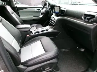 Ford Explorer 2023 AWD XLT 4dr SUV