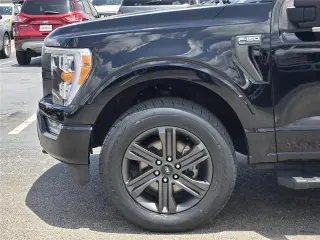 Ford F-150 2023 4x4 XLT 4dr SuperCrew 5.5 ft. SB