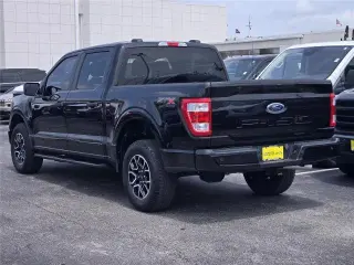 Ford F-150 2023 4x4 Platinum 4dr SuperCrew 5.5 ft. SB