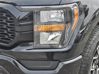 Ford F-150 2023 4x4 Platinum 4dr SuperCrew 5.5 ft. SB