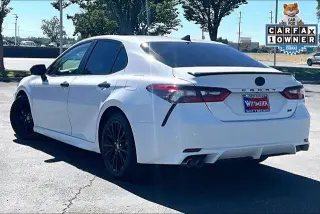 Toyota Camry Hybrid 2022 SE 4dr Sedan