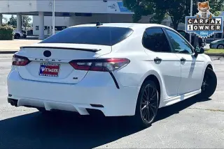 Toyota Camry Hybrid 2022 SE 4dr Sedan
