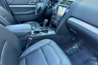 Ford Explorer 2017 AWD XLT 4dr SUV