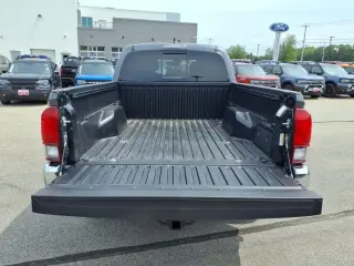 Toyota Tacoma 2021 4x4 TRD Off-Road 4dr Double Cab 6.1 ft LB