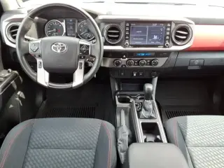 Toyota Tacoma 2021 4x4 TRD Off-Road 4dr Double Cab 6.1 ft LB