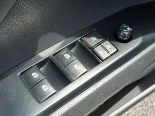 Toyota Camry 2018 SE 4dr Sedan