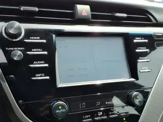 Toyota Camry 2018 SE 4dr Sedan