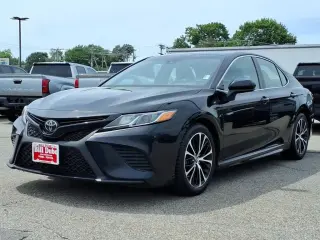 Toyota Camry 2018 SE 4dr Sedan