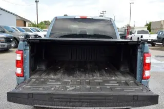 Ford F-150 2023 4x2 XL 4dr SuperCrew 5.5 ft. SB