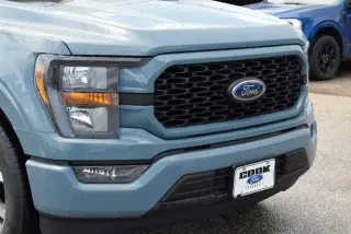 Ford F-150 2023 4x2 XL 4dr SuperCrew 5.5 ft. SB