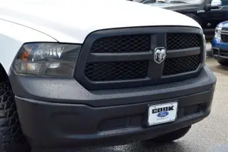 Ram 1500 2016 4x2 Tradesman 2dr Regular Cab 8 ft. LB Pickup