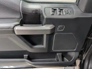 Ford F-150 2019 4x4 Platinum 4dr SuperCrew 5.5 ft. SB