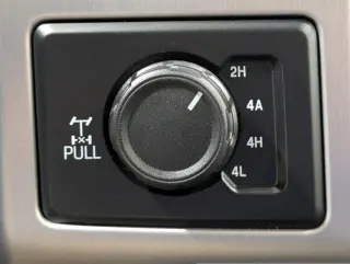 Ford F-150 2019 4x4 Platinum 4dr SuperCrew 5.5 ft. SB