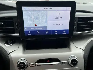 Ford Explorer 2021 AWD XLT 4dr SUV