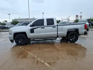 Chevrolet Silverado 1500 2017 4x2 Custom 4dr Double Cab 6.5 ft. SB