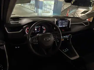 Toyota RAV4 2024 XLE 4dr SUV