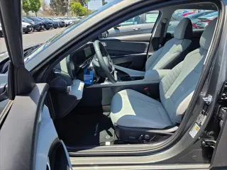 Hyundai ELANTRA 2026 Limited 4dr Sedan