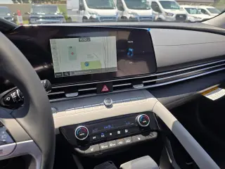 Hyundai ELANTRA 2026 Limited 4dr Sedan