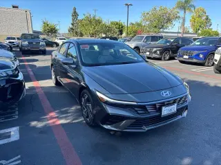 Hyundai ELANTRA 2026 Limited 4dr Sedan