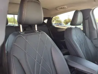 Ford Mustang Mach-E 2023 Select 4dr SUV