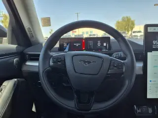 Ford Mustang Mach-E 2023 Select 4dr SUV