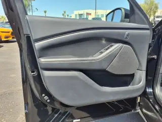 Ford Mustang Mach-E 2023 Select 4dr SUV