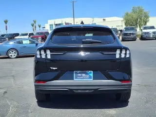 Ford Mustang Mach-E 2023 Select 4dr SUV