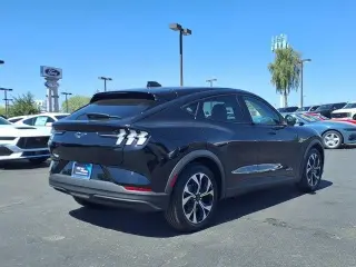 Ford Mustang Mach-E 2025 AWD Select 4dr SUV