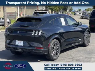 Ford Mustang Mach-E 2024 Premium 4dr SUV