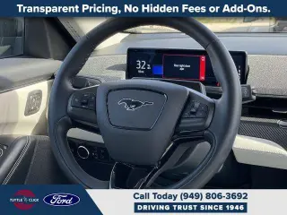 Ford Mustang Mach-E 2023 Premium 4dr SUV