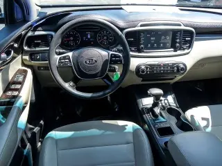 Kia Sorento 2020 AWD LX 4dr SUV
