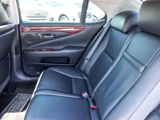 Lexus LS 460 2008 4dr Sedan