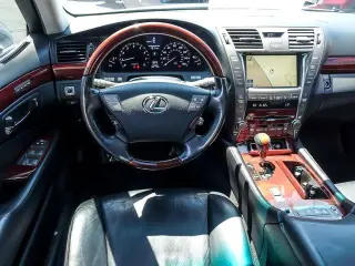 Lexus LS 460 2008 4dr Sedan