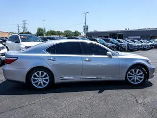Lexus LS 460 2008 4dr Sedan