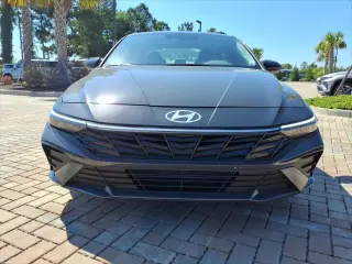 Hyundai ELANTRA 2025 SEL Sport 4dr Sedan