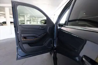 Chevrolet Suburban 2019 4x4 LT 4dr SUV