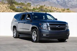 Chevrolet Suburban 2019 4x4 LT 4dr SUV