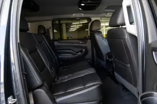 Chevrolet Suburban 2019 4x4 LT 4dr SUV