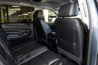 Chevrolet Suburban 2019 4x4 LT 4dr SUV