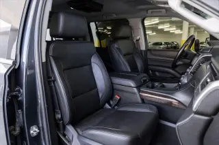 Chevrolet Suburban 2019 4x4 LT 4dr SUV