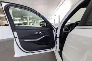 BMW 3 Series 2021 330e 4dr Sedan