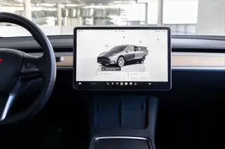 Tesla Model Y 2023 AWD Long Range 4dr Crossover